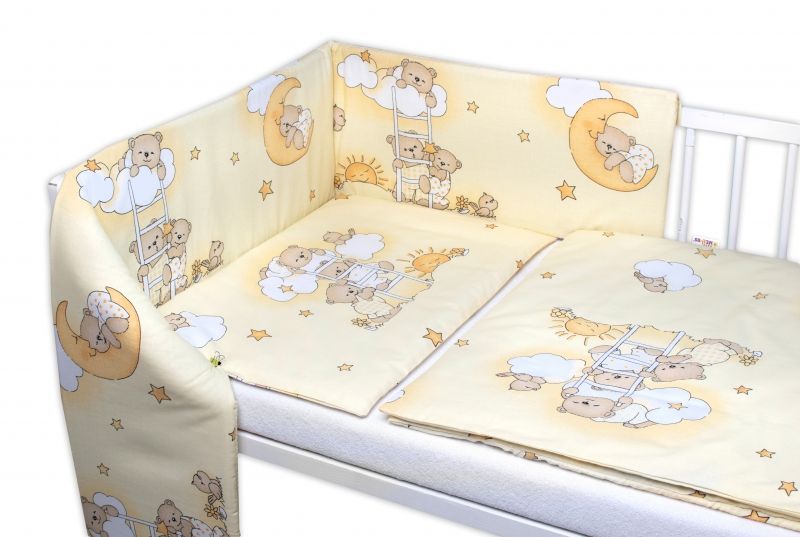 144048-264687-mantinel-s-oblieckami-premium-baby-nellys-3d-sada-medvedik-na-rebriku-zlty